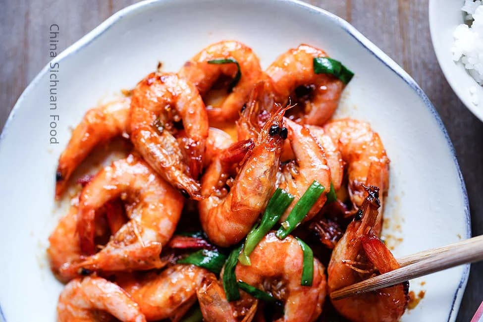 ခရမ်းချဉ်သီး Ketchup ဆော့စ်နဲ့ ကြော်ထားတဲ့ ပုစွန်ကြော်