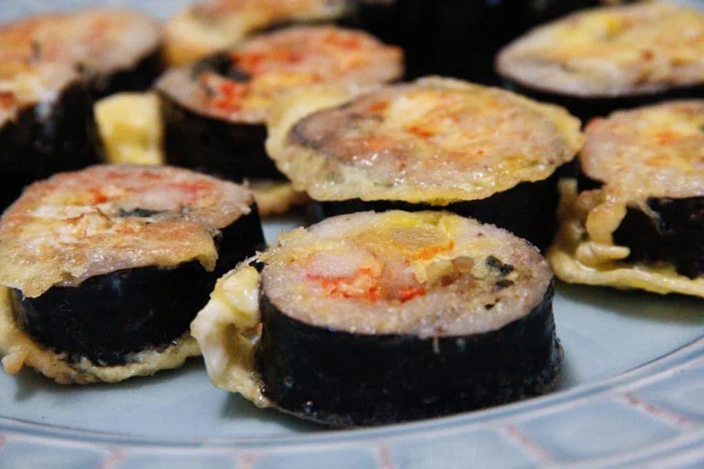 Korean Egg-Fried Rice Rolls
