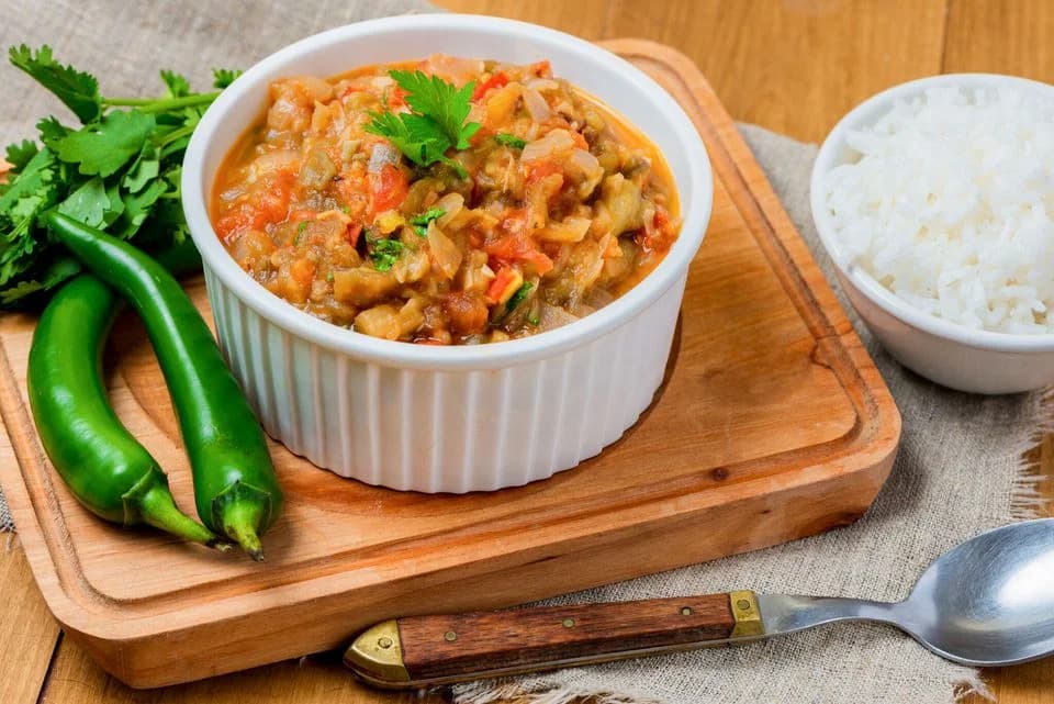 တမူထူးခြားပြီး အရသာထူးကဲကောင်းမွန်တဲ့ ခရမ်းသီးနှပ်ဟင်းလျာ