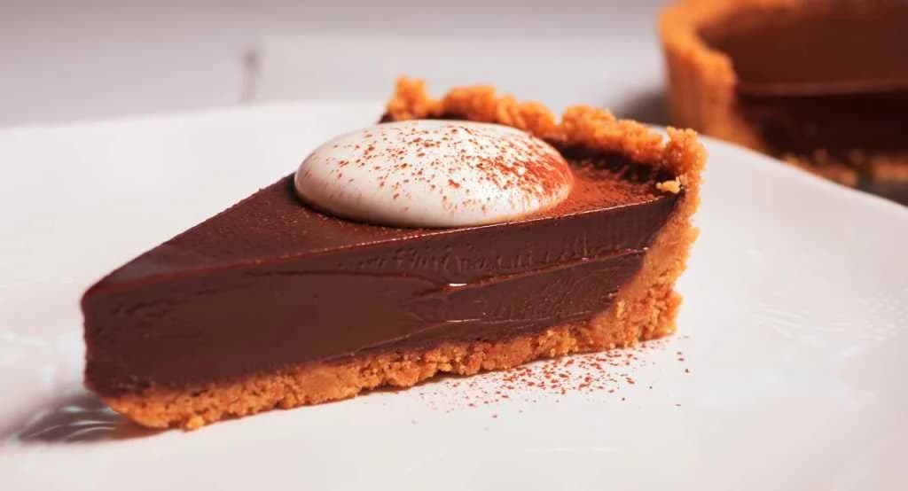 မုန့်ဖုတ်စက်မလိုပဲ Chocolate Tart ပြုလုပ်နိုင်မယ့်နည်းလမ်း