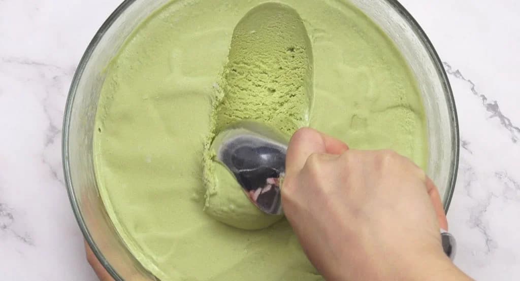 Matcha ရေခဲမုန့်ပြုလုပ်နည်း