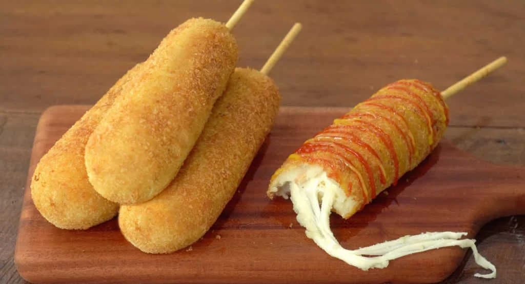 ဂျုံသုံးစရာမလိုတဲ့ Cheese Potato Hot Dog ပြုလုပ်နည်း