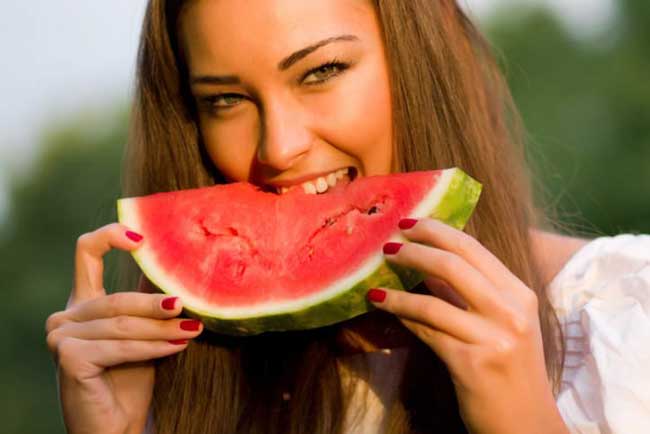 woman-eating-watermelon