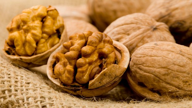 foods-to-prevent-cancer-walnuts