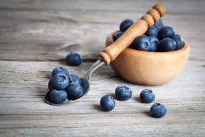 blueberries-bowl-spoon-opt