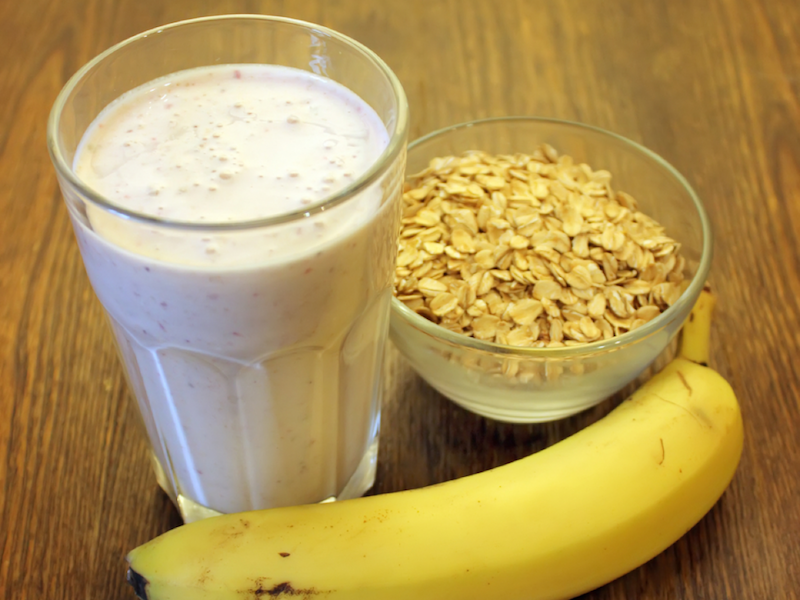 Oats-and-Banana-Protein-Shake-Recipe-1024x768