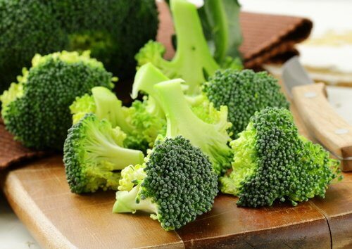 Alkaline-foods-broccoli