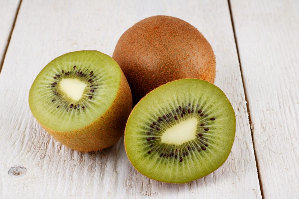 04-Kiwis_Surprising-Energy-Boosters-That-Arent-Coffee_646158013-wmslon