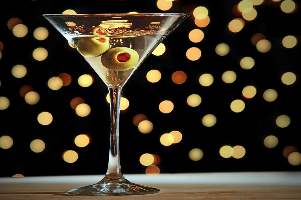 နာမည္ႀကီး Gin Martini Cocktail လုပ္နည္း