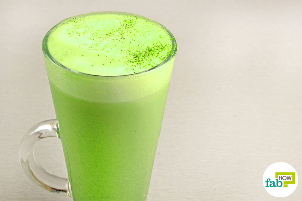 Matcha Green Tea Latte ကို လြယ္ကူစြာေဖ်ာ္ႏိုင္မယ့္ နည္းလမ္း