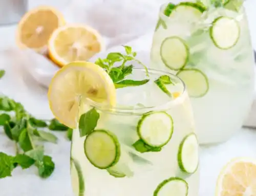 စိတ်ကိုကြည်လင်စေပြီး အေးမြစေတဲ့ Cucumber Lemonade Cooler